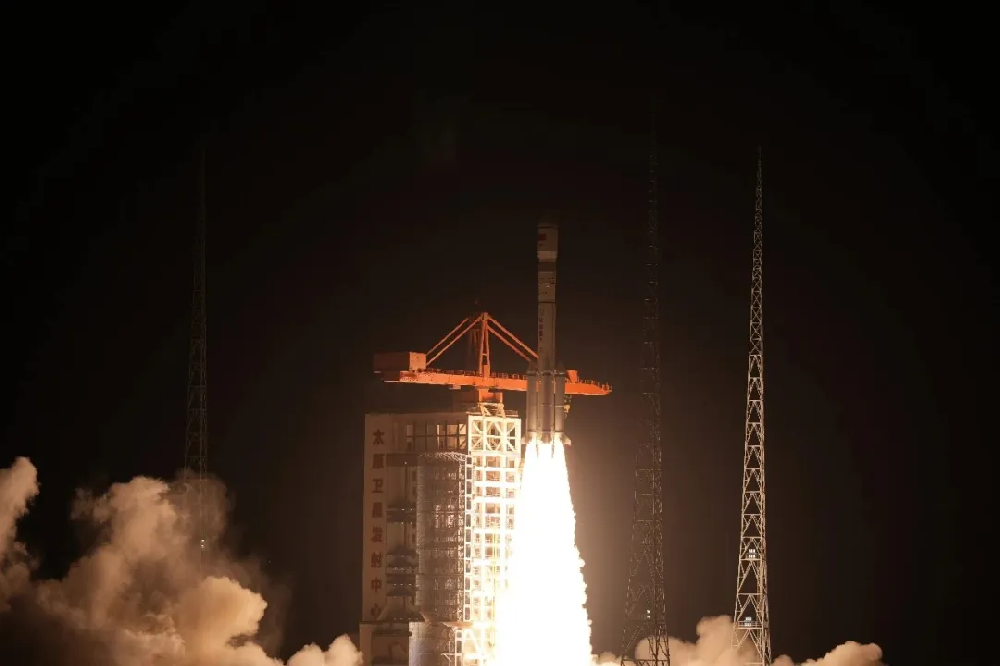 祝贺＋18星｜千帆星座第八批组网卫星成功发射